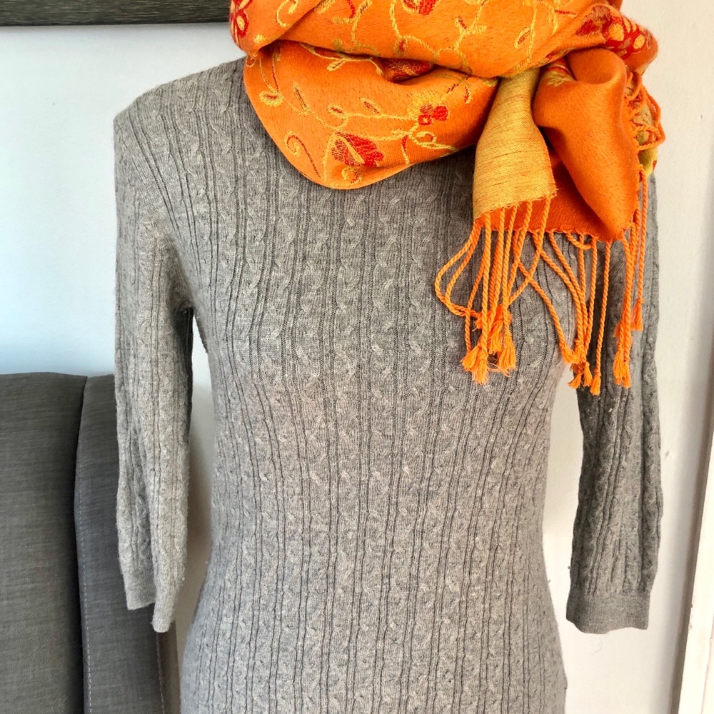 Banana Republic Crew Neck Sweater